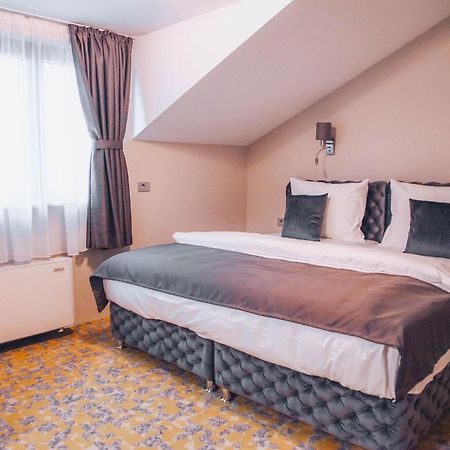 S Club Resort Hotel Aqua Park And Spa Beograd Bagian luar foto